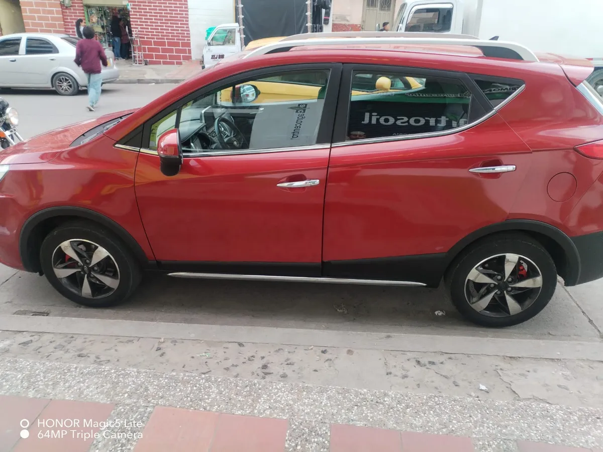 SUV JAC S3 2019 Rojo Ipiales