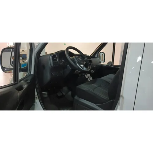 JMC Touring Ev 2024 Blanco Bogotá