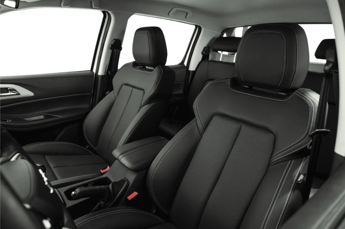 JMC Vigus 2023 Gris Soacha