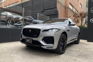 Jaguar F-PACE P400 Hibrida