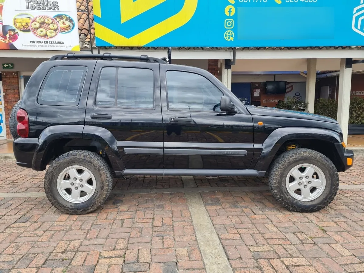 Jeep Cherokee 2007 Negro Cajicá