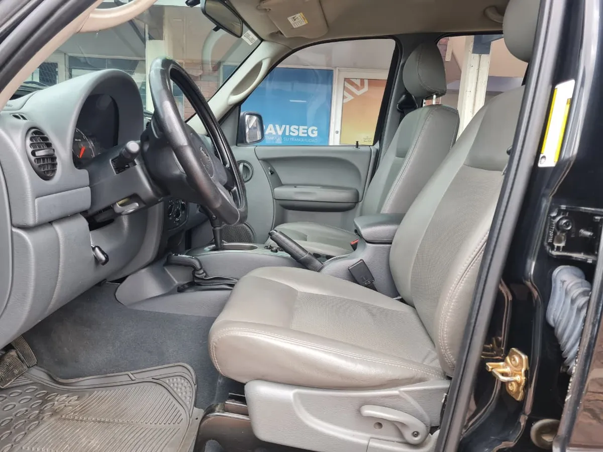 Jeep Cherokee 2007 Negro Cajicá