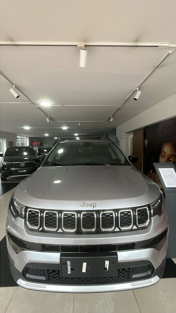 Jeep Compass 2025 Gris Neiva