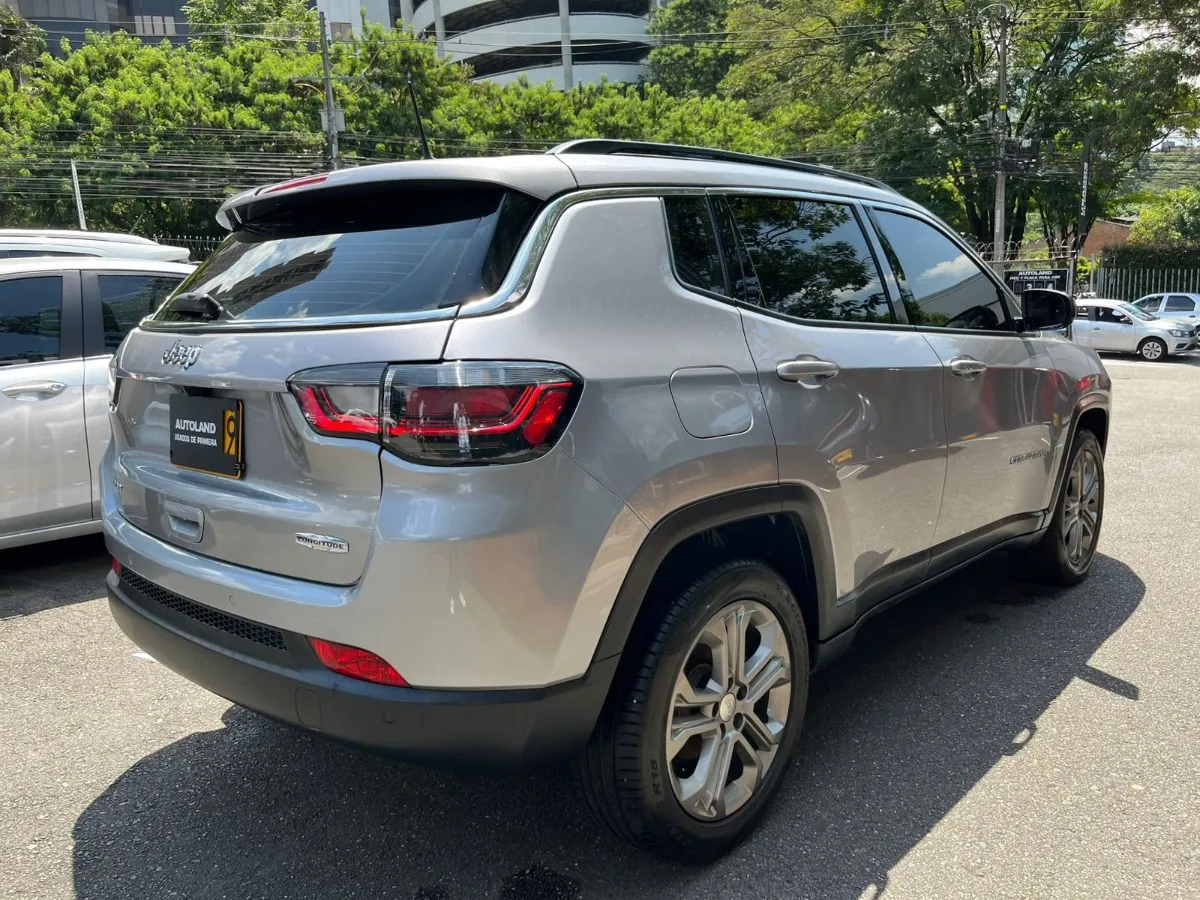 Jeep Compass 2024 Gris Medellín