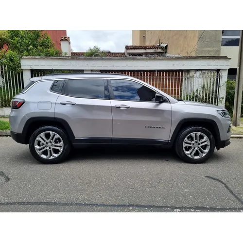 Jeep Compass 2023 Plateado Bogotá
