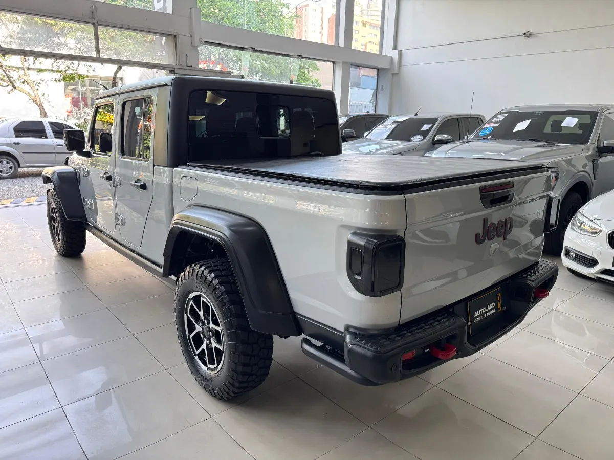 Jeep Gladiator 2023 Gris Medellín