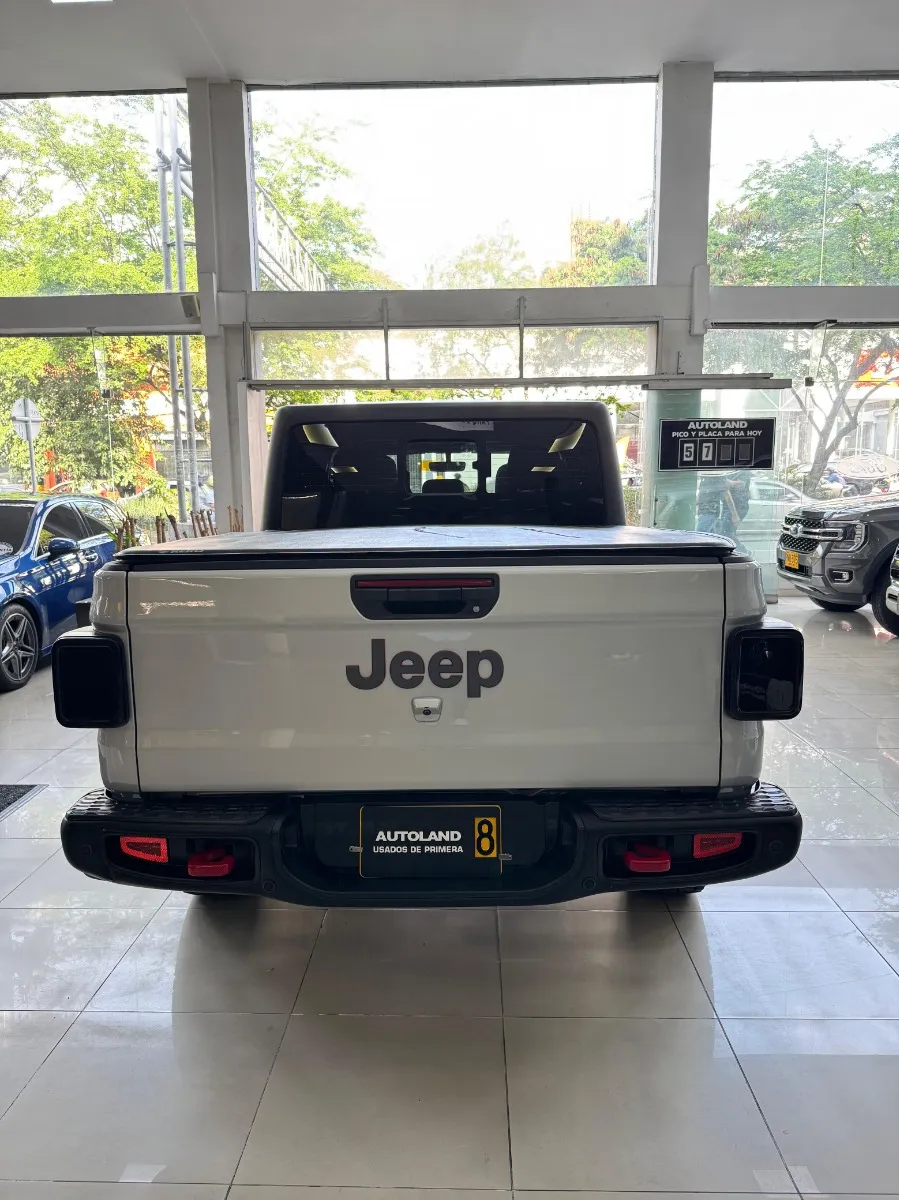 Jeep Gladiator 2023 Gris Medellín