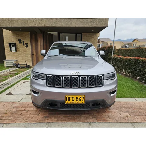 Jeep Grand Cherokee 2009 Gris Bogotá