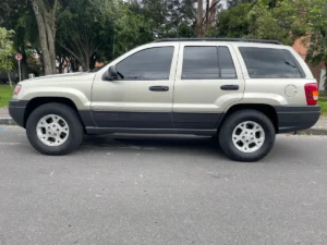 Jeep Grand Cherokee 2005 Beige La Calera