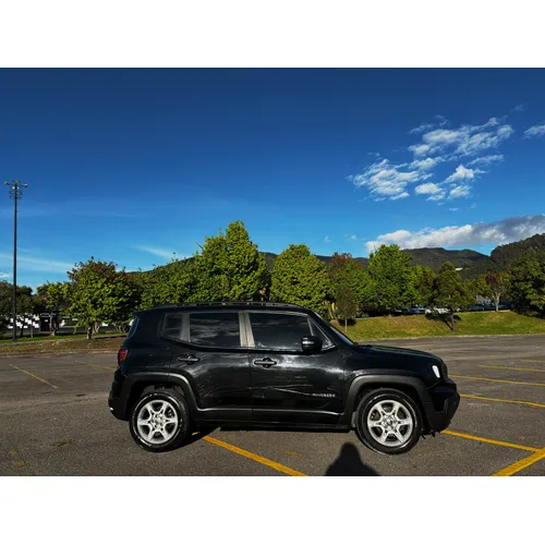 Jeep Renegade 2023 Negro Bogotá