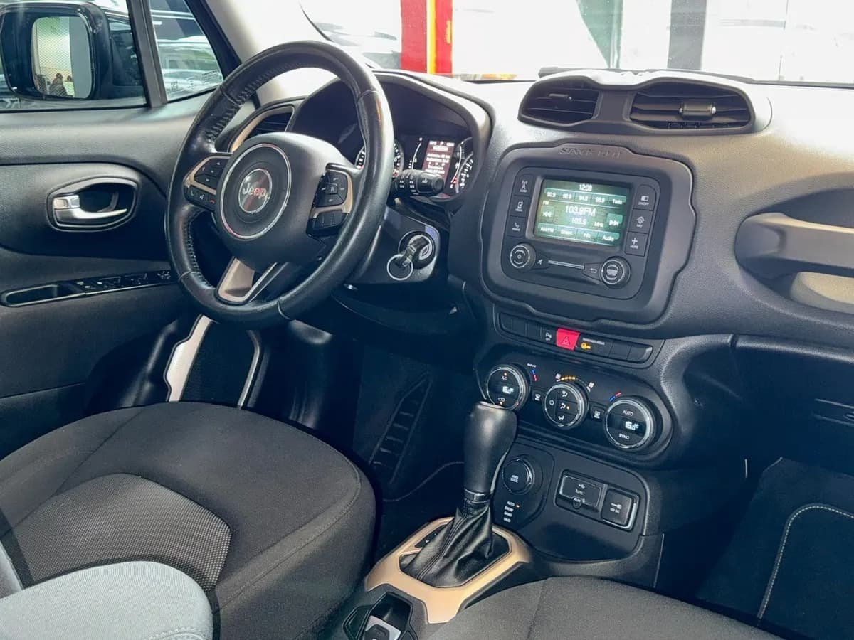Jeep Renegade 2.4 Longitude 2017 Negro
