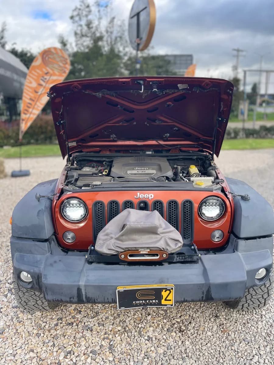 Jeep Wrangler 3.6 Sport 2014 Naranja