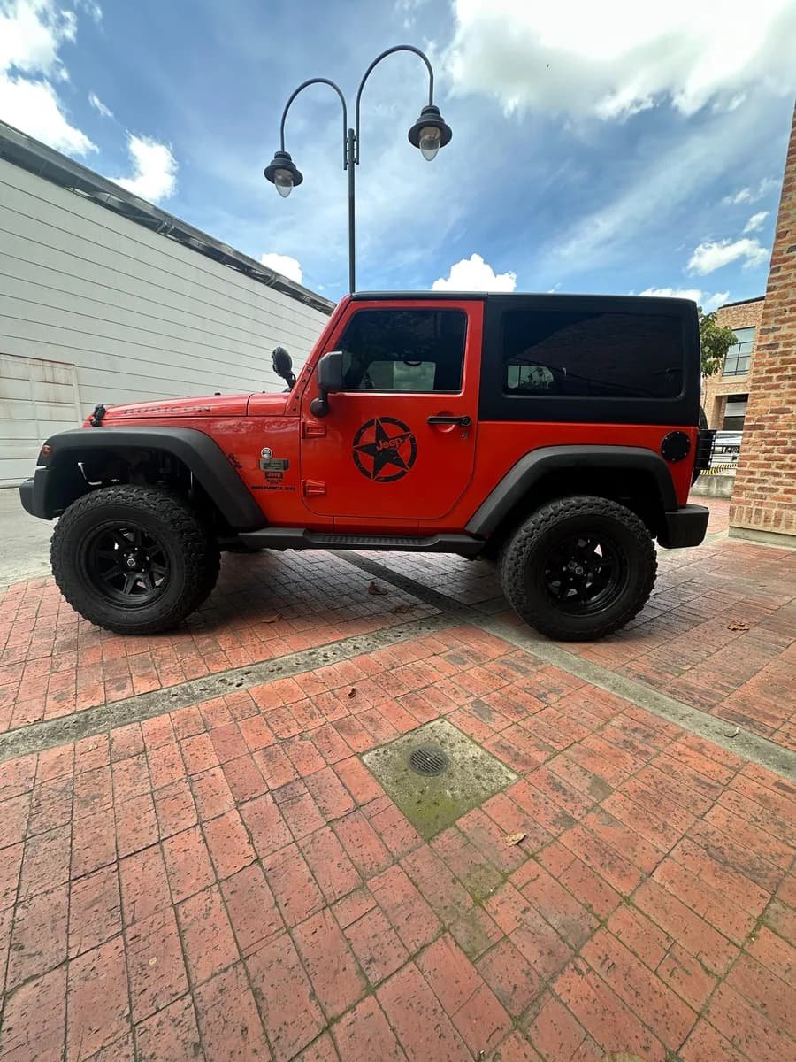 Jeep Wrangler 3.6 Sport 2015 Naranja