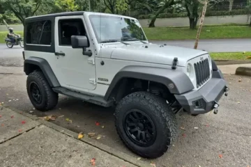 Jeep Wrangler 3.6 Unlimited Sport At 4x4