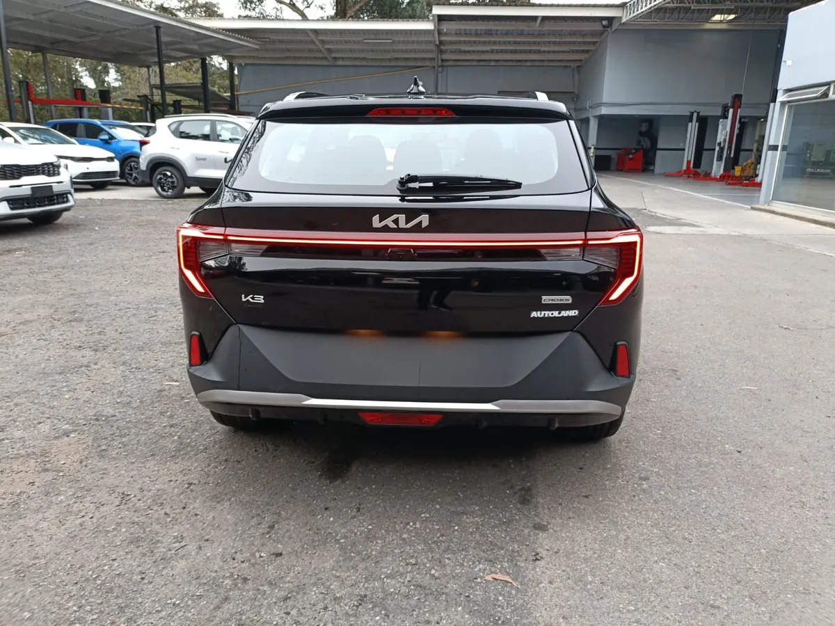 Kia K3 Cross 2026 Negro Bogotá