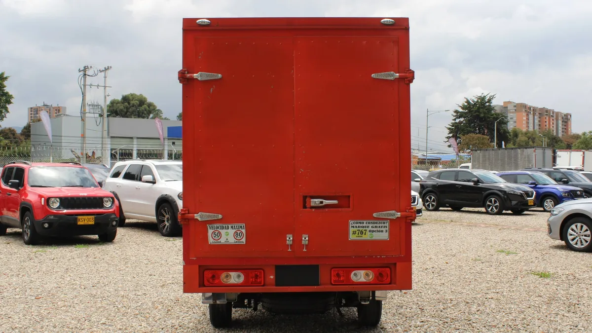 Karry YOKI 2023 Blanco Bogotá