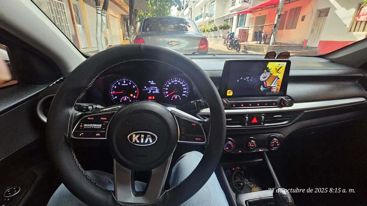 Kia Cerato Vibrant 2019 Blanco Melgar