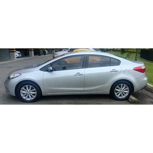 Kia Cerato Pro 2013 Plateado Rionegro