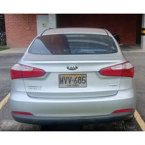 Kia Cerato Pro 2013 Plateado Rionegro