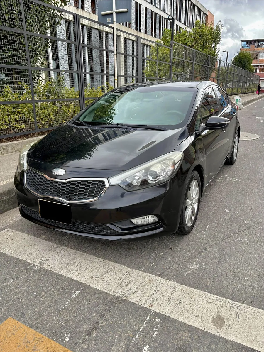Kia Cerato Pro 2013 Negro Bogotá