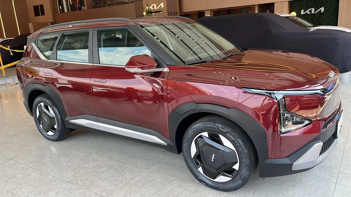 Kia EV5 2026 Rojo Bogotá