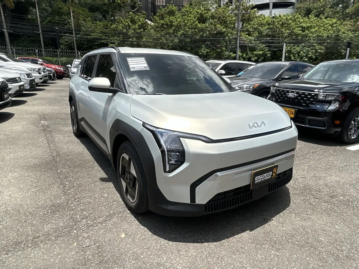 Kia EV3 2025 Gris Medellín