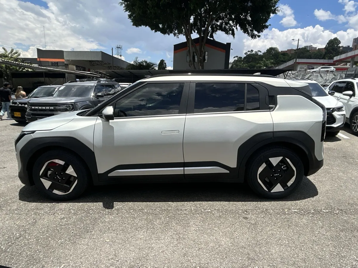 Kia EV3 2025 Gris Medellín