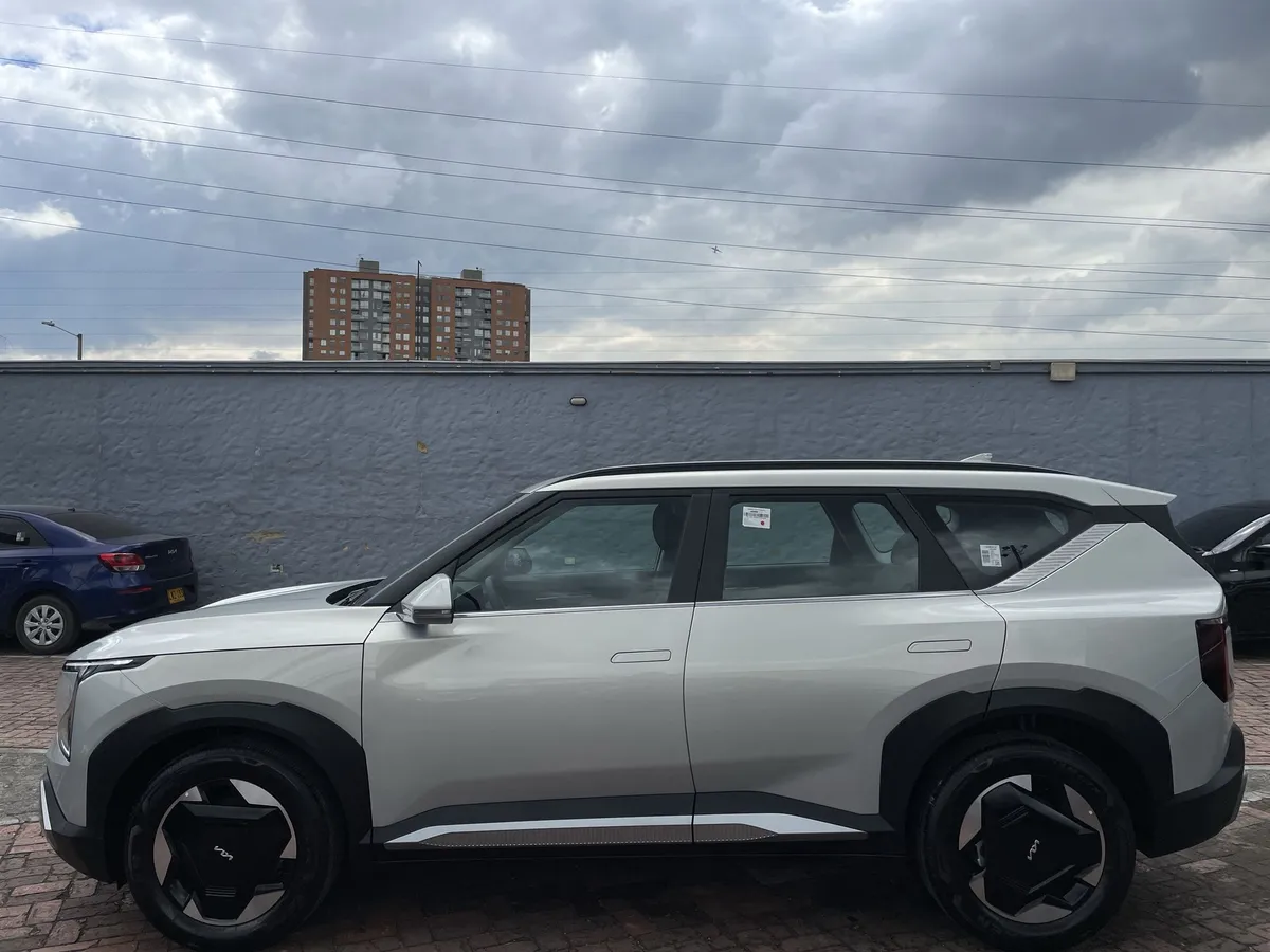 Kia EV5 2026 Gris Bogotá