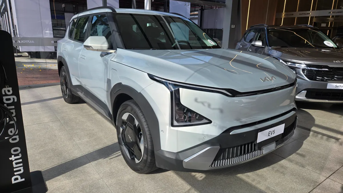 Kia EV5 2026 Plateado Medellín