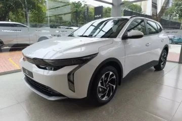 Kia K3 Cross 1.6 Zenith