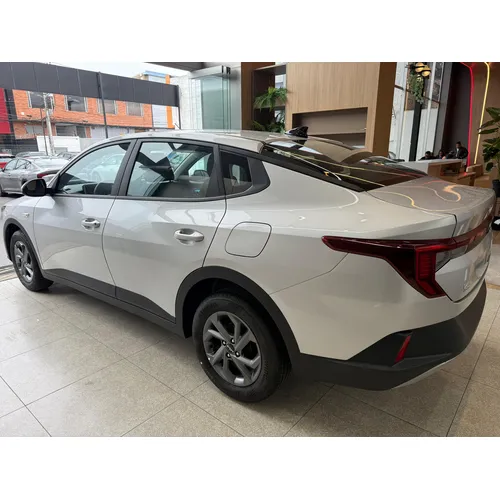 Kia K3 Desire 2026 Plateado Bogotá