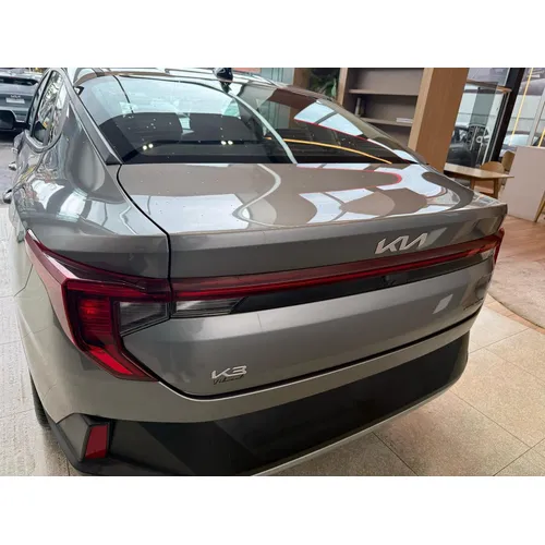 Kia K3 Vibrant 2026 Gris Bogotá