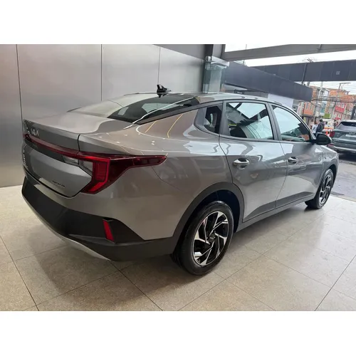 Kia K3 Vibrant 2026 Gris Bogotá