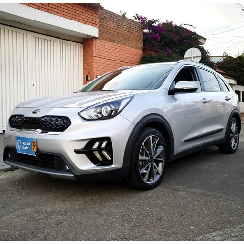 Kia Niro 2022 Plateado Bogotá
