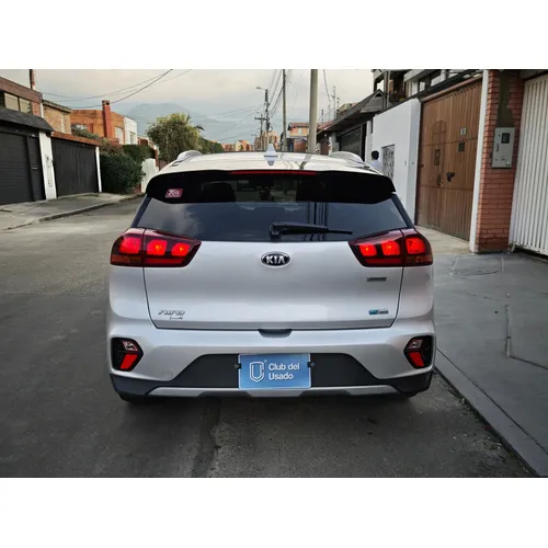 Kia Niro 2022 Plateado Bogotá
