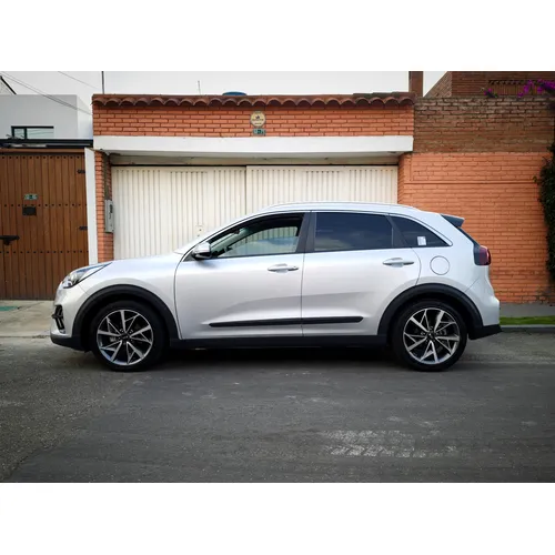 Kia Niro 2022 Plateado Bogotá