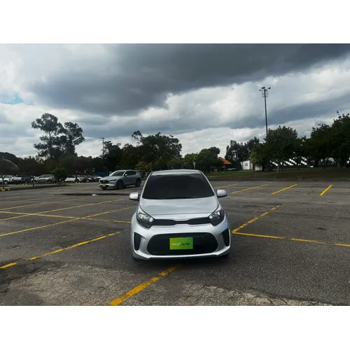 Kia Picanto Emotion 2023 Plateado Bogotá