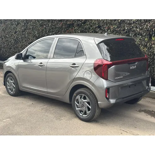 Kia Picanto Zenith 2026 Gris Bogotá