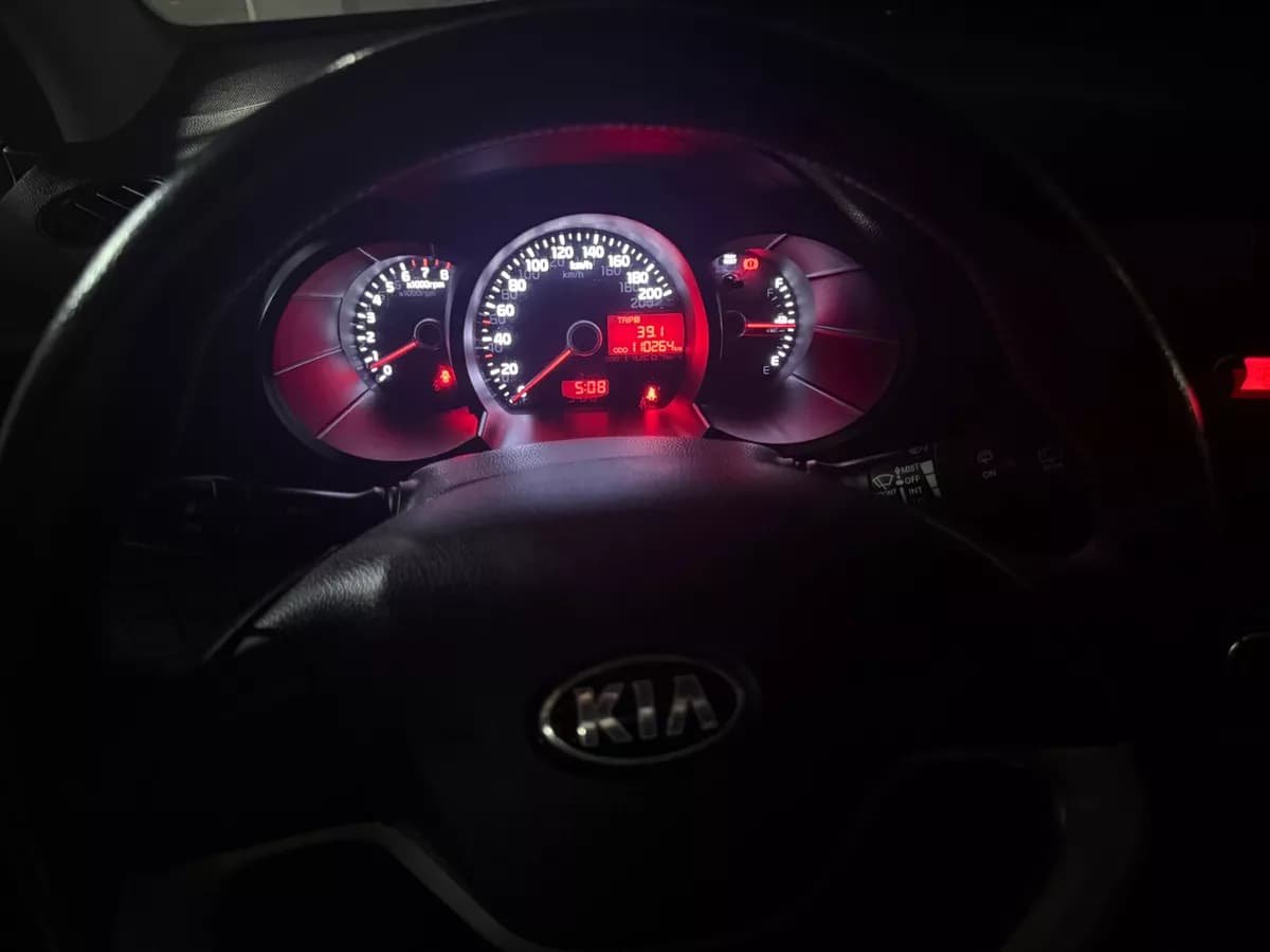 Kia Picanto 1.25 Ion Xtrem Rojo Año 2014
