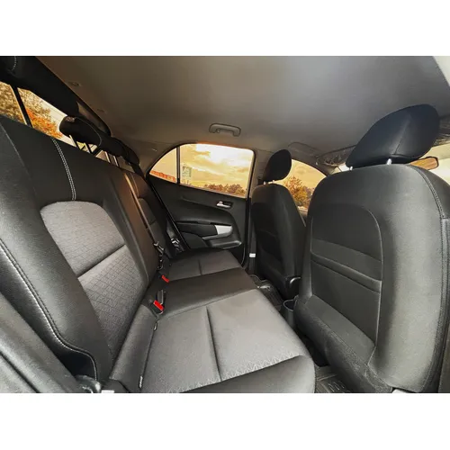 Kia Picanto Zenith 2024 Plateado Bogotá