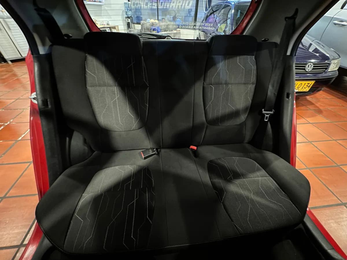 Kia Picanto Ion Xtrem 1.25 2014 Rojo