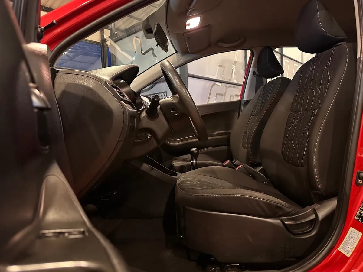 Kia Picanto Ion Xtrem 1.25 2014 Rojo