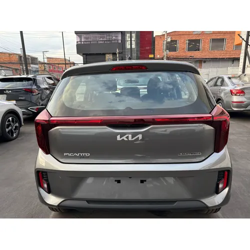 Kia Picanto Vibrant 2026 Gris Bogotá