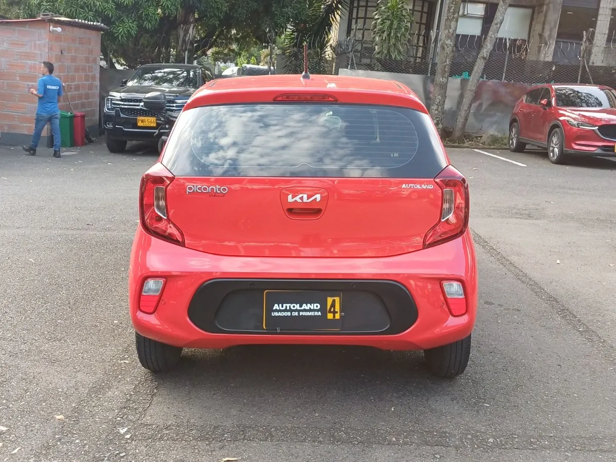 Kia Picanto 2023 Rojo Medellín