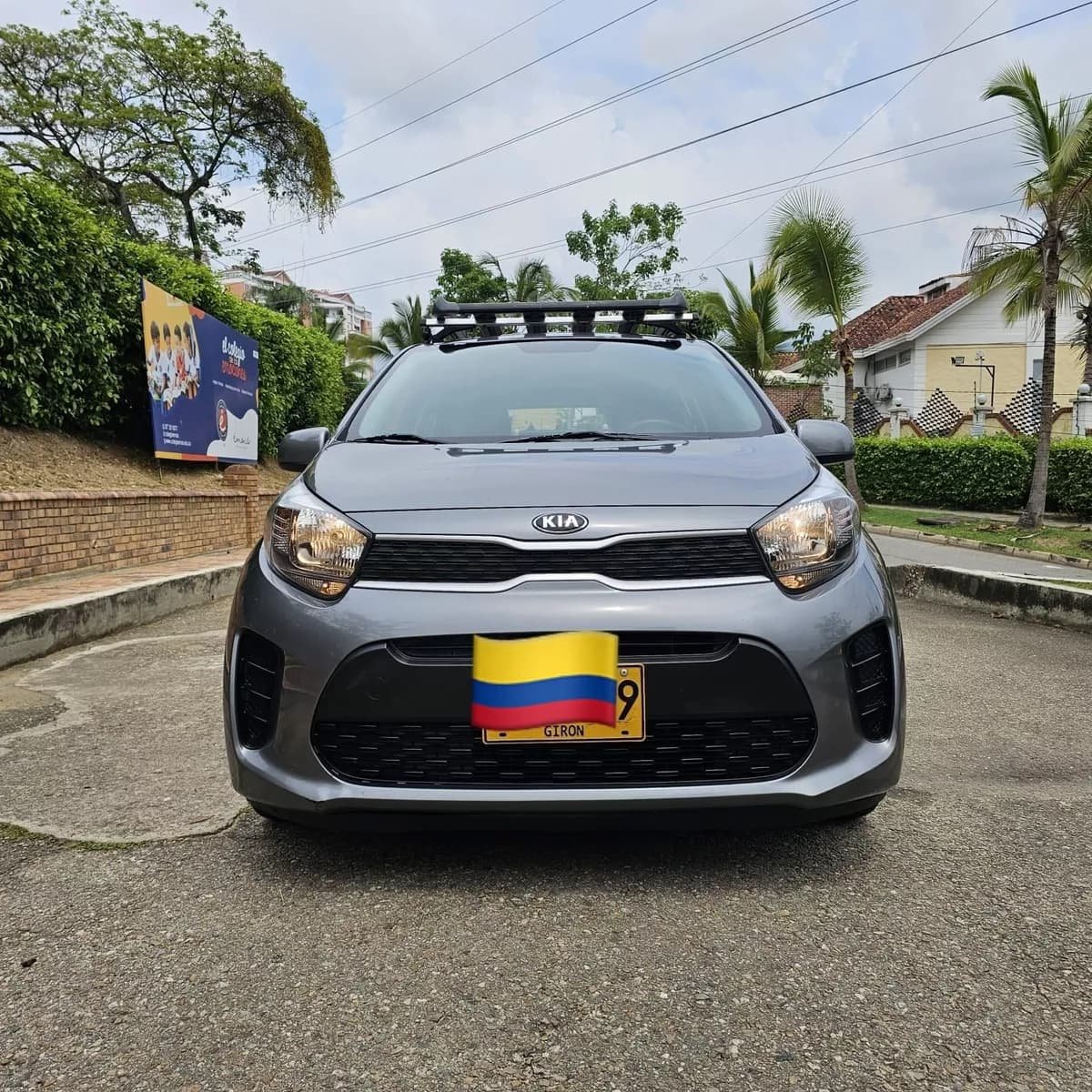 Kia Picanto Zenith Gris 1.2 modelo 2022