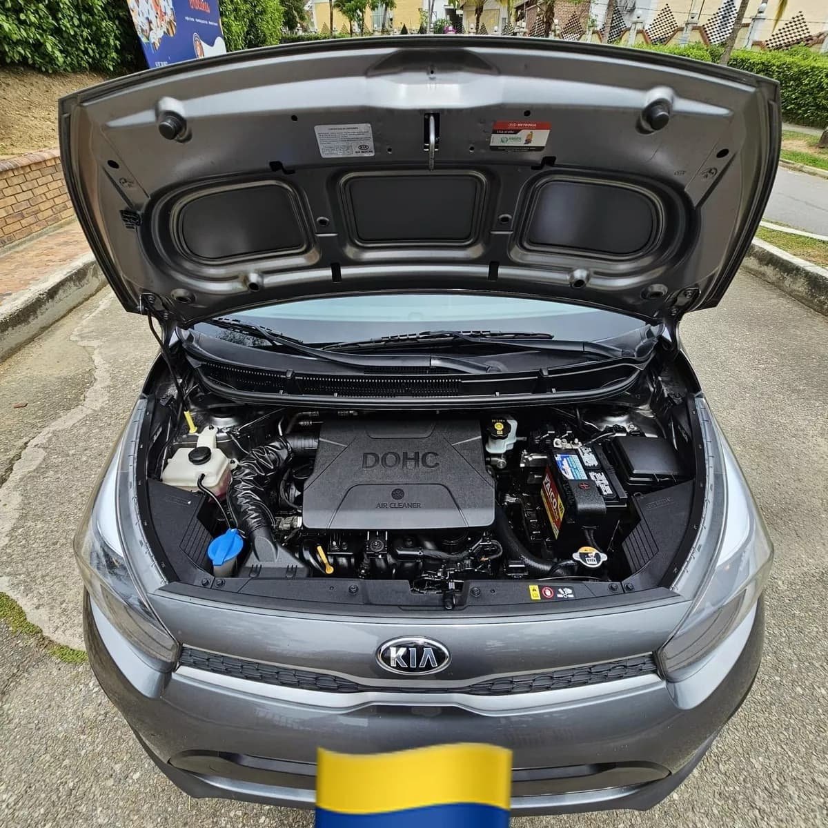 Kia Picanto Zenith Gris 1.2 modelo 2022