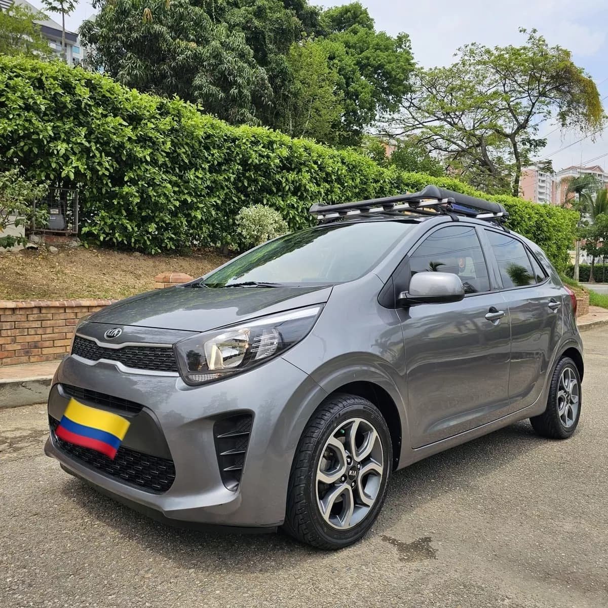 Kia Picanto Zenith Gris 1.2 modelo 2022