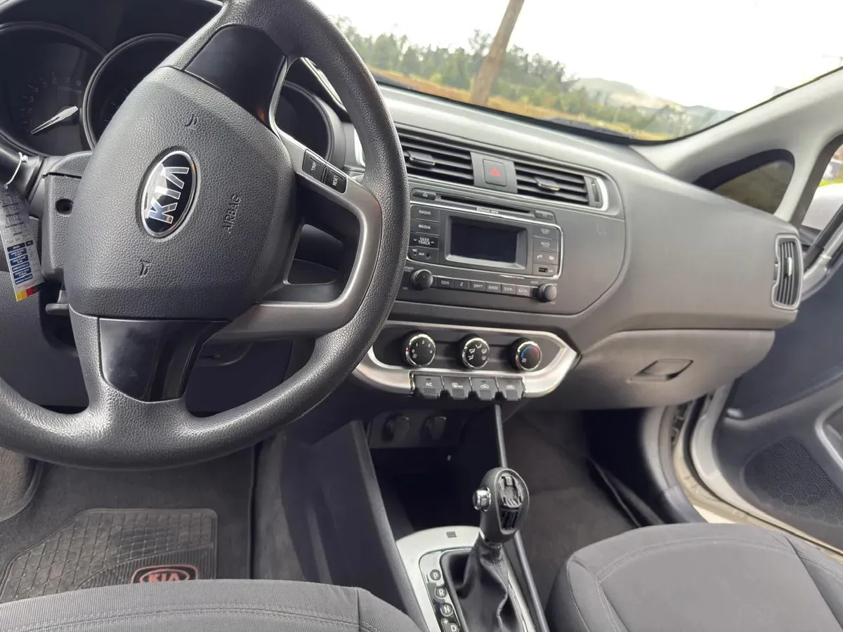 Kia Rio Spice 2016 Plateado Mosquera