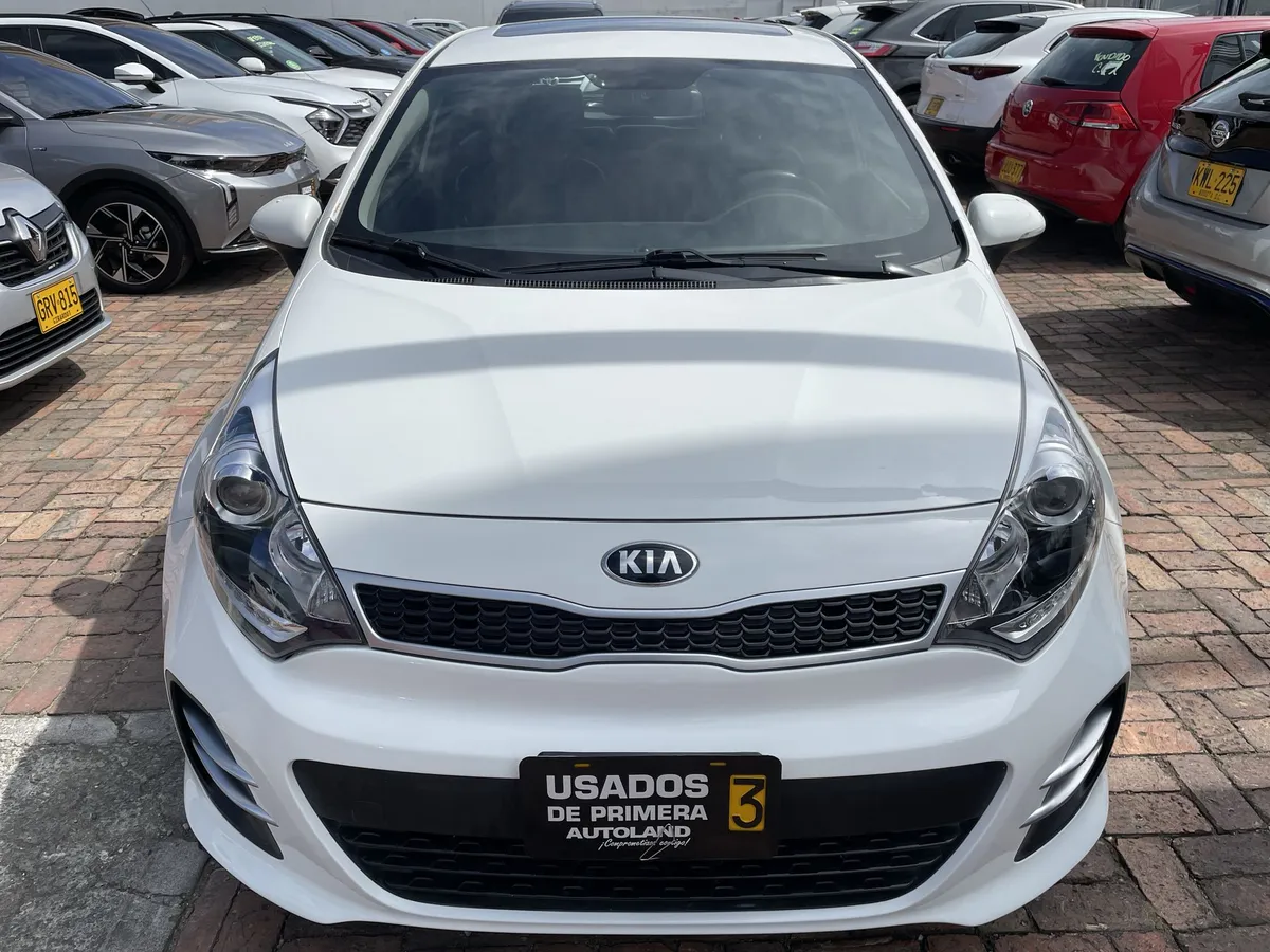 Kia Rio Spice R 2017 Blanco Bogotá