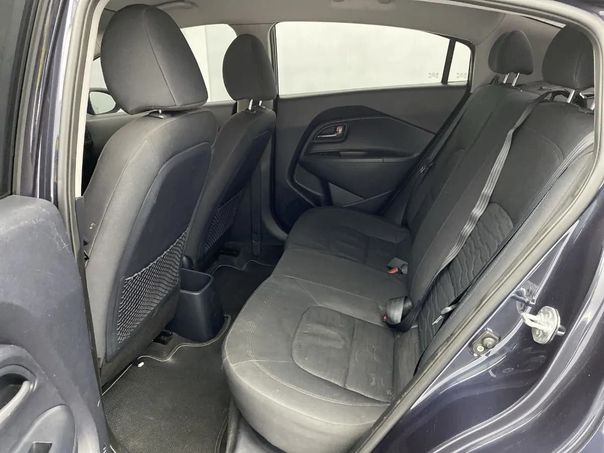 Kia Rio Spice UB EX 1.4 Automático 2013